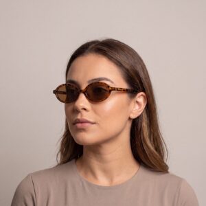 Óculos de Sol Canela Oval Tartaruga Lente Marrom